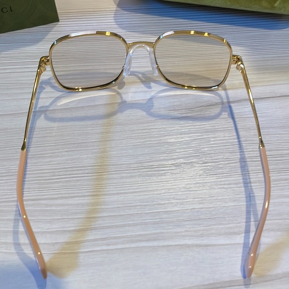 Authentic Gucci sunglasses - Picture 5 of 9